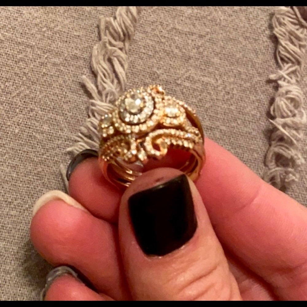 Barely wore rose gold wedding ring and guard from Gordon